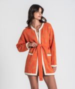 CASACO LARANJA COM CINTO E DETALHE EM LÚREX RUGA - Image 2