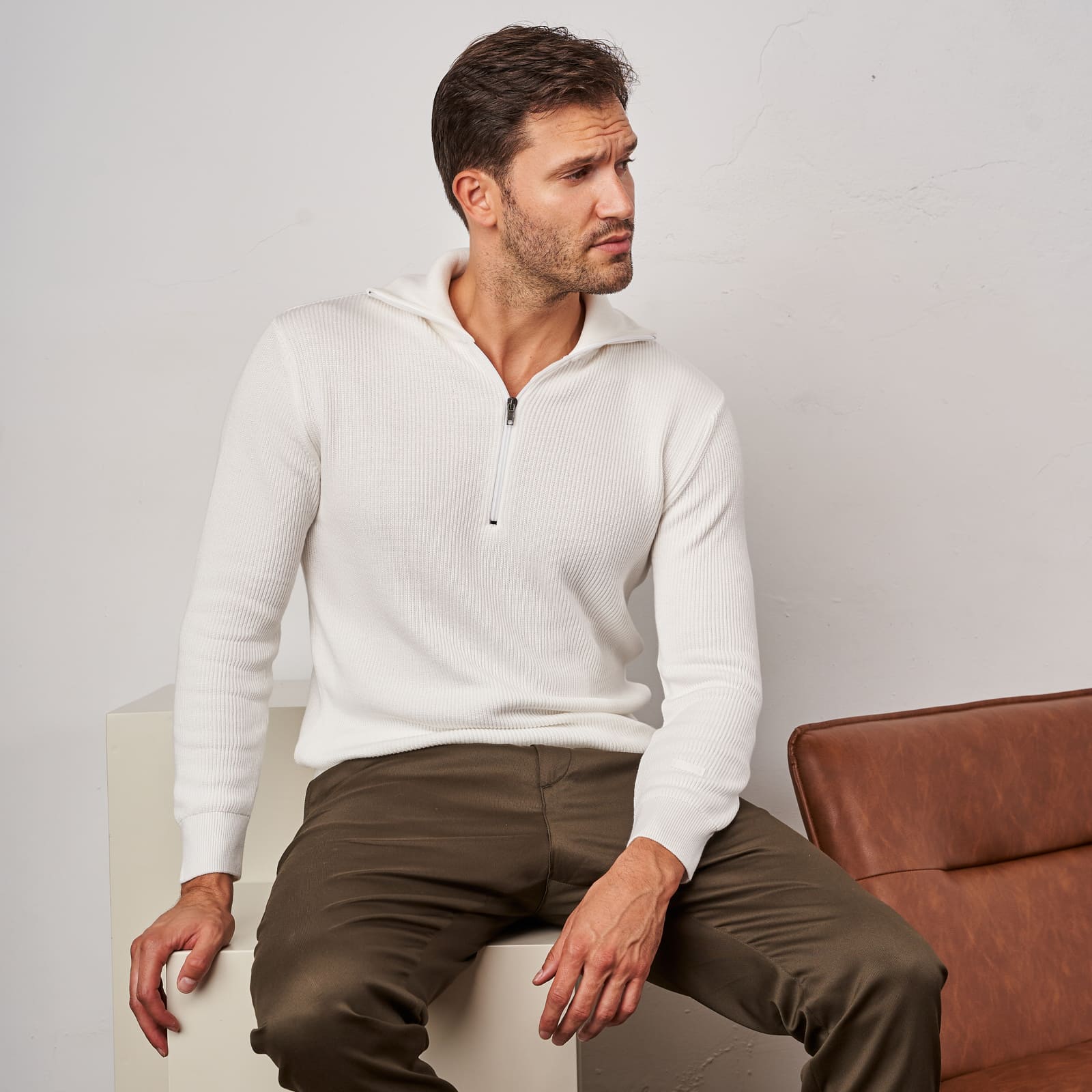 242003006-1 CAMISOLA TRICOT COM GOLA DETALHE CRU ZOLF - Image 2