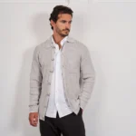 CASACO TRICOT CANELADO COM BOLSO CINZA ZOLF