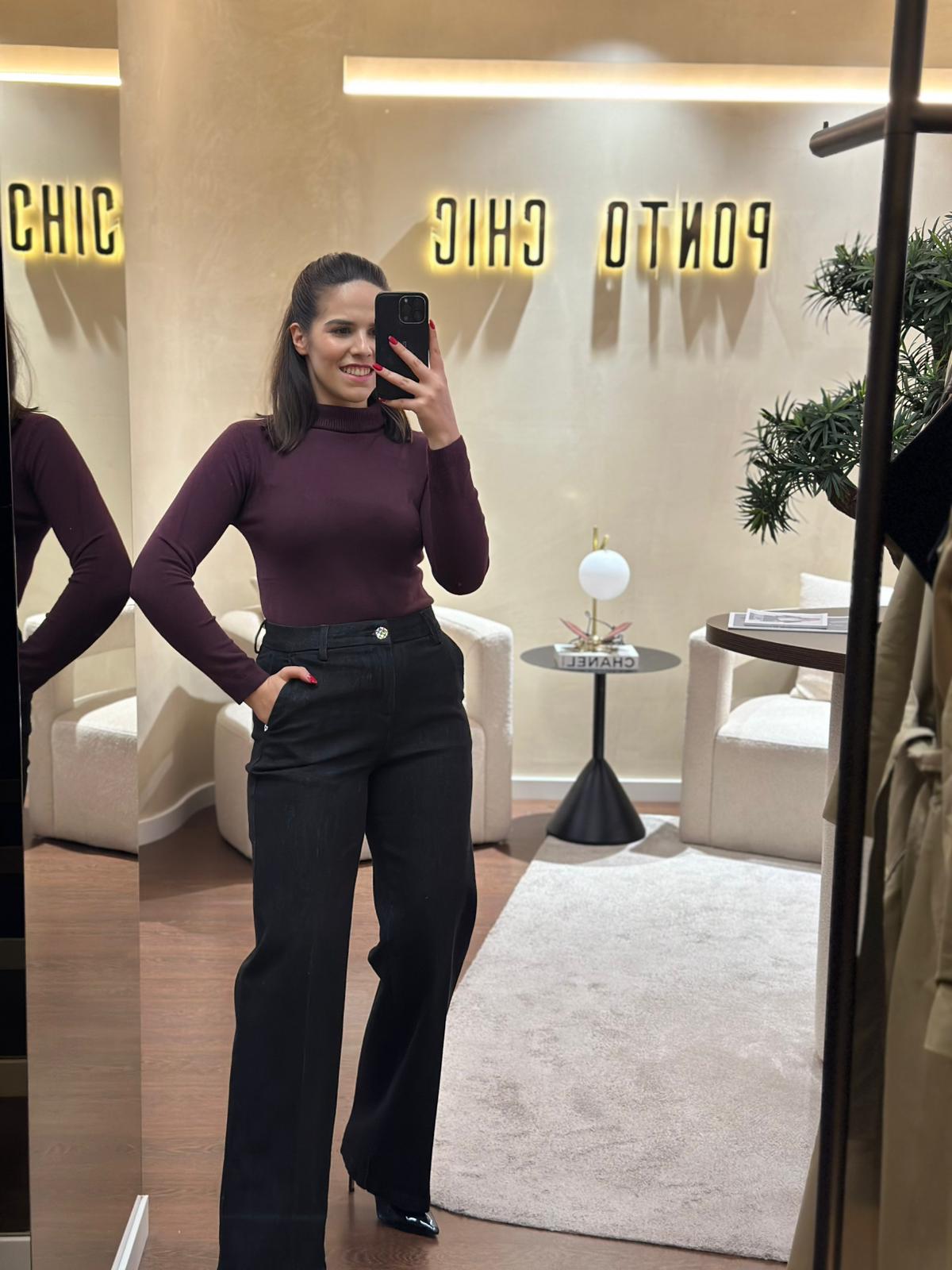 77eb47db-dece-4d9c-b9d1-bf8e42ad7d40 CAMISOLA BORDÔ DE GOLA ALTA PONTO CHIC - Image 1