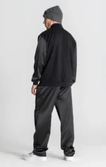 SWEAT PRETA COM DETALHE EM CONTRASTE GIANNI KAVANAGH - Image 4