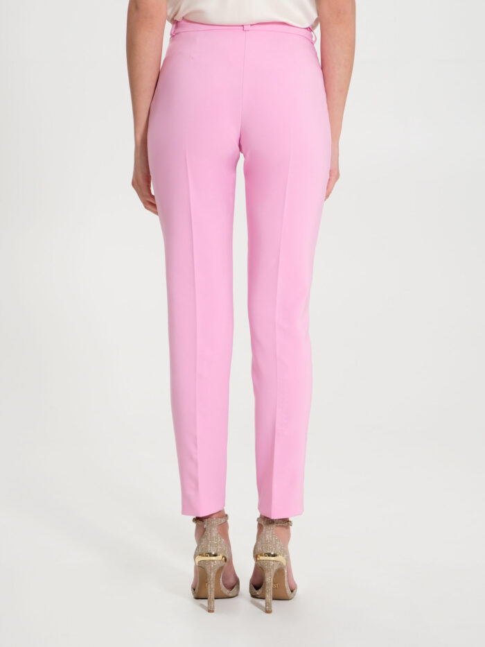 CALÇA ROSA TAFFY COM CORTE JUSTO RINASCIMENTO - Image 4