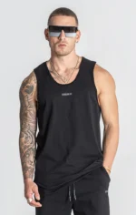 T-SHIRT CAVEADA PRETA COM LOGÓTIPO FRONTAL GIANNI KAVANAGH