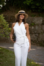CHAPÉU EM RÁFIA NATURAL COM FITA PRETA SILVINA CAMPOS - Image 3