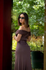 VESTIDO MIDI CHOCOLATE COM DECOTE DRAPEADO RINASCIMENTO - Image 5