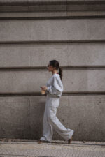 CAMISOLA CINZENTA DECOTE V SAHOCO - Image 5