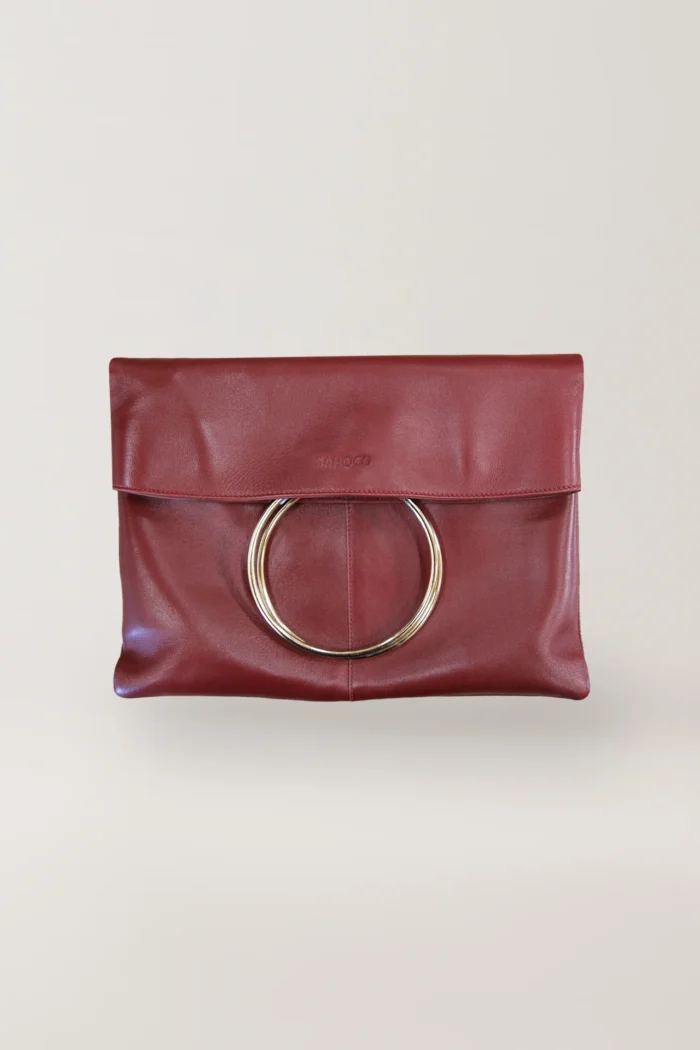 MALA BORDEAUX EM PELE COM ARGOLA DOURADA SAHOCO - Image 1