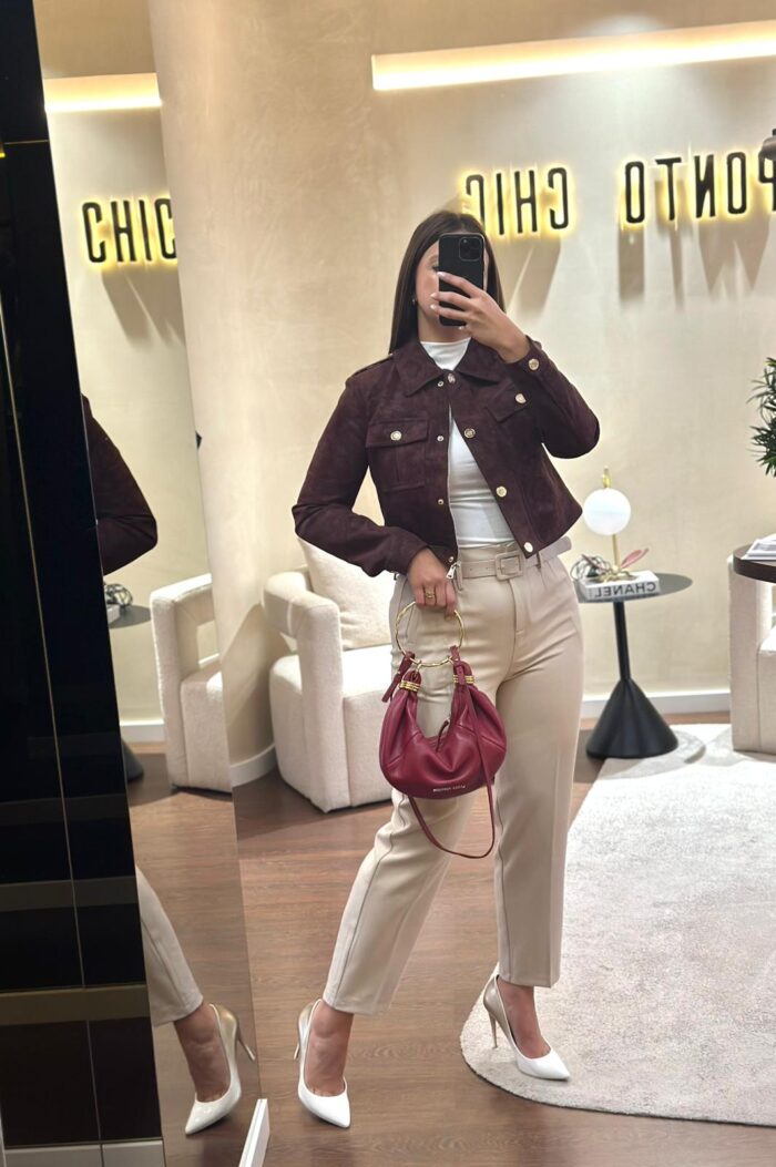 CASACO BORDEAUX COM BOLSOS E BOTÕES DOURADOS PONTO CHIC - Image 2