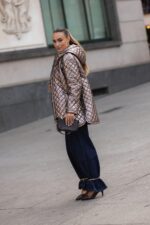 CASACO ACOLCHOADO METÁLICO COM CAPUZ MISS YOU - Image 6