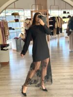 VESTIDO PRETO COM APLICAÇÃO DE RENDA RINASCIMENTO