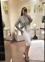 BLUSA BEGE COM ESTAMPA PRETA RINASCIMENTO - Image 2