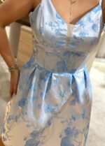 VESTIDO AZUL COM PADRÃO FLORAL RINASCIMENTO - Image 5