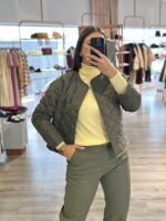 CASACO ACOLCHOADO VERDE TROPA COM INTERIOR ESTAMPADO RUGA