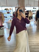 CAMISOLA TRANÇADA BORGONHA COM DECOTE EM V RUGA