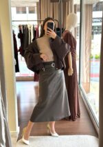 CAMISOLA BEGE CANELADA COM RENDA PONTO CHIC - Image 2