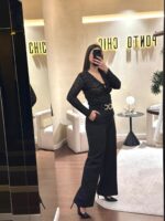 CALÇAS PRETAS DE CORTE CLÁSSICO PONTO CHIC - Image 2