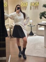 TÚNICA DE MALHA ASSIMÉTRICA COM APLICAÇÃO DE PÉROLAS MISS YOU - Image 2