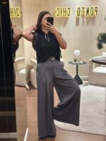 BLUSA PRETA EM RENDA COM LAÇOS RINASCIMENTO