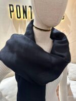 LENÇO PRETO LISO PONTO CHIC - Image 2