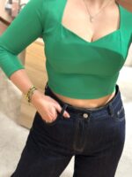 TOP VERDE COM DECOTE QUADRADO RINASCIMENTO - Image 4