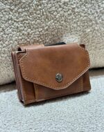 CARTEIRA CAMEL COM PROTEÇÃO RFID HOMEM PONTO CHIC