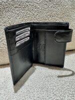 CARTEIRA PRETA EM PELE COM PROTEÇÃO RFID PONTO CHIC - Image 2