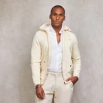 CASACO COM CAPUZ E BOLSO CRU ZOLF