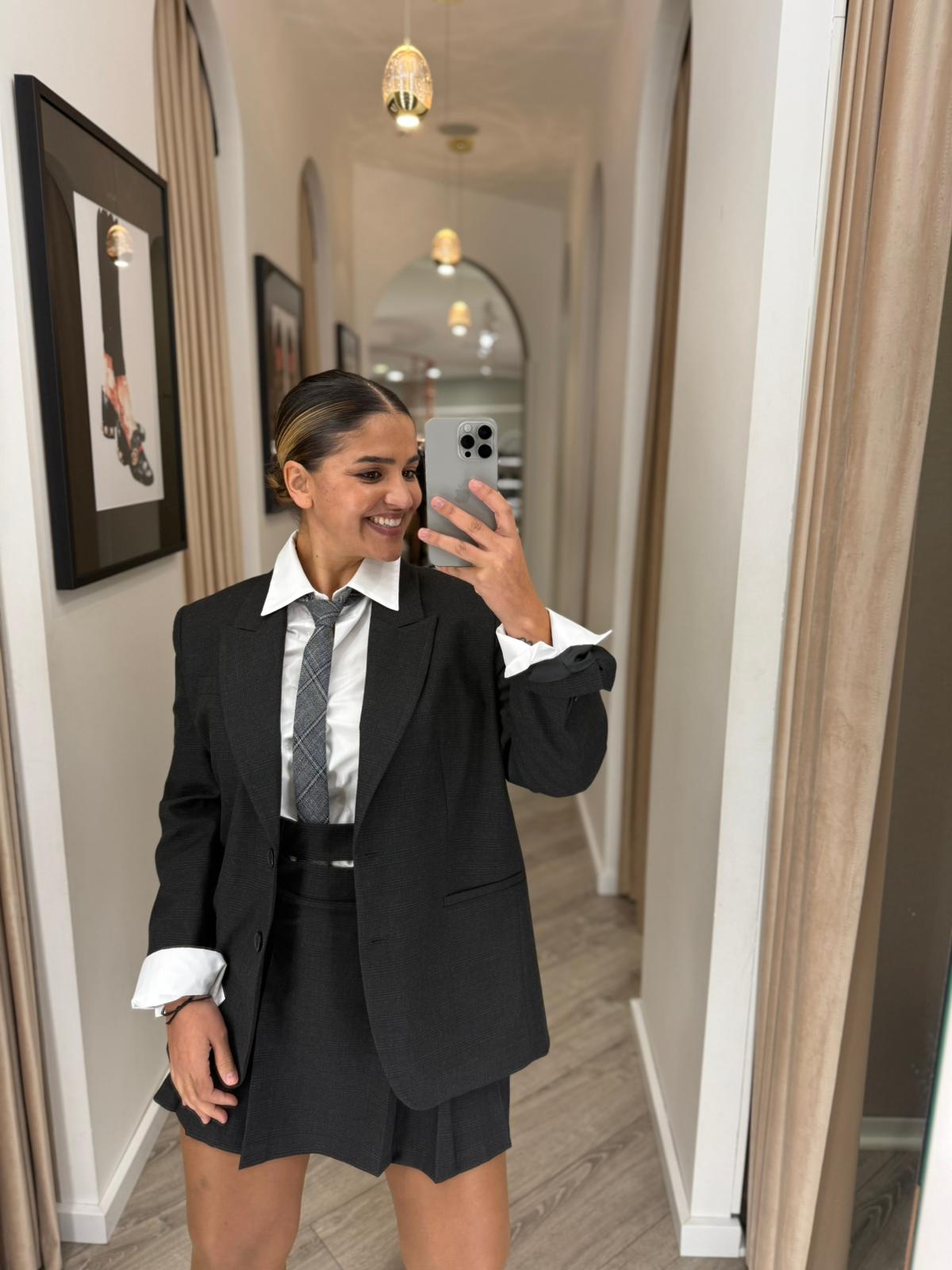 c2100a3a-537e-4419-a982-007cbb538b3f SAIA CINZA COM PADRÃO FINO IMPERIAL - Image 1