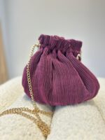 MALA BORDÔ EM PLISSADO COM CORRENTE PONTO CHIC