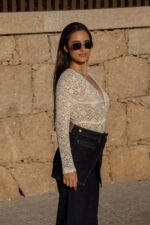 TOP CREME EM RENDA FLORAL PONTO CHIC - Image 3