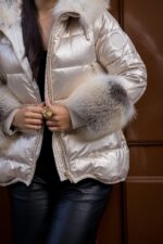 QUISPO CHAMPANHE CURTO COM PELO NATURAL FLO&CLO - Image 6