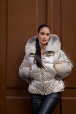 QUISPO CHAMPANHE CURTO COM PELO NATURAL FLO&CLO