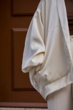 CASACO CREME COM BOLSOS PONTO CHIC - Image 4