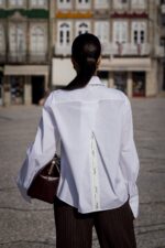 CAMISA BRANCA COM DETALHE NAS COSTAS IMPERIAL - Image 3