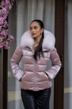 CASACO ACOLCHOADO ROSA COM GOLA DE PELO FLO&CLO - Image 2