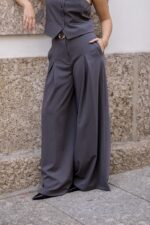 CALÇAS CINZENTAS DE CORTE LARGO COM CINTO IMPERIAL - Image 5