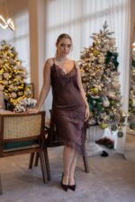 SAIA CETIM CASTANHA COM RENDA RINASCIMENTO