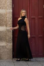 VESTIDO PRETO COM DECOTE DRAPEADO IMPERIAL