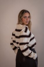 CAMISOLA ÀS RISCAS CASTANHA E BEGE PONTO CHIC - Image 4