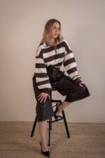 CULOTTE CASTANHA EM ECOPELE PONTO CHIC - Image 2