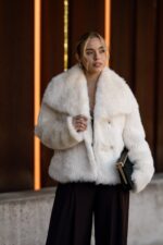 CASACO DE PELO SINTÉTICO BRANCO ELEH - Image 4