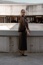 SAIA CASTANHA EM PELE SINTÉTICA COM CINTO IMPERIAL - Image 2