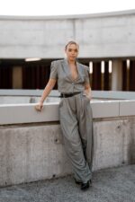 CALÇAS CINZENTAS DE ALFAIATARIA COM CINTO IMPERIAL