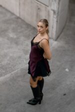 TOP DE CETIM BORDÔ IMPERIAL - Image 3