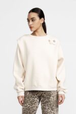 CAMISOLA BEGE COM APLICAÇÕES DOURADAS DIXIE