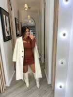 CASACO BEGE TEXTURADO COM CINTO SILVINA CAMPOS