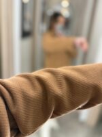 CASACO CLÁSSICO COM LAPELAS CAMEL PONTO CHIC - Image 3