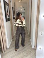 CAMISOLA ÀS RISCAS CASTANHA E BEGE PONTO CHIC - Image 2