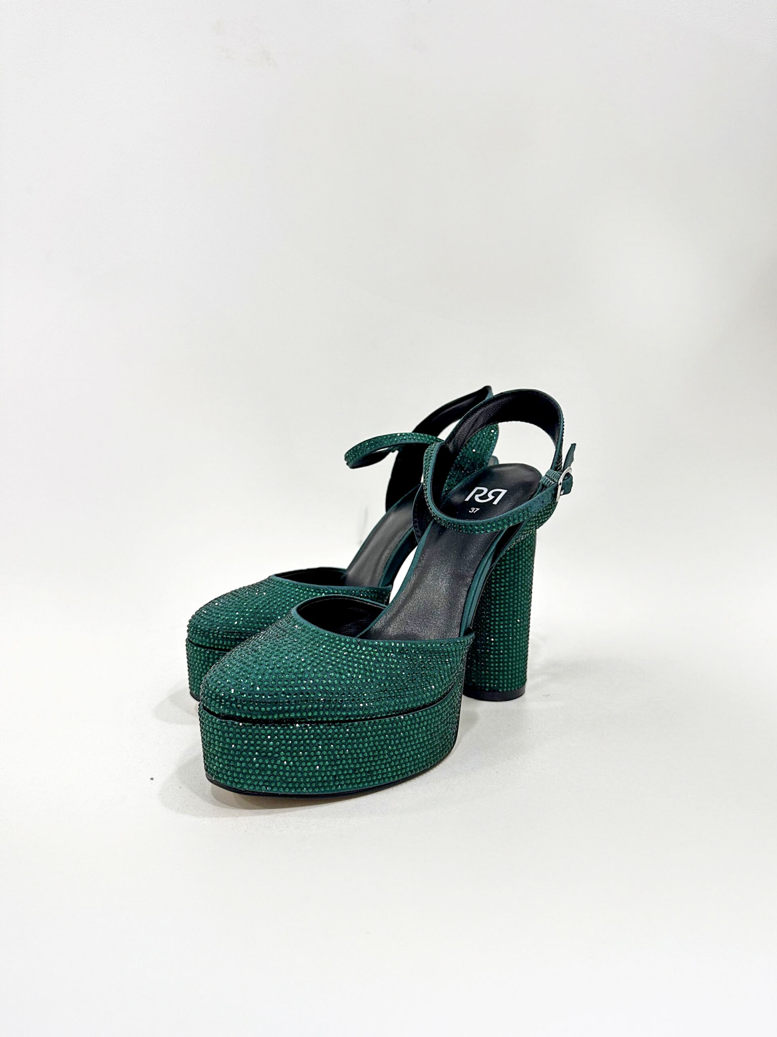 IMG_2524-scaled-1 SALTO BRILHO VERDE RINASCIMENTO - Image 1