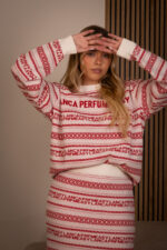 CAMISOLA TRICOT VERMELHA E BRANCA COM LOGO LANÇA PERFUME - Image 3